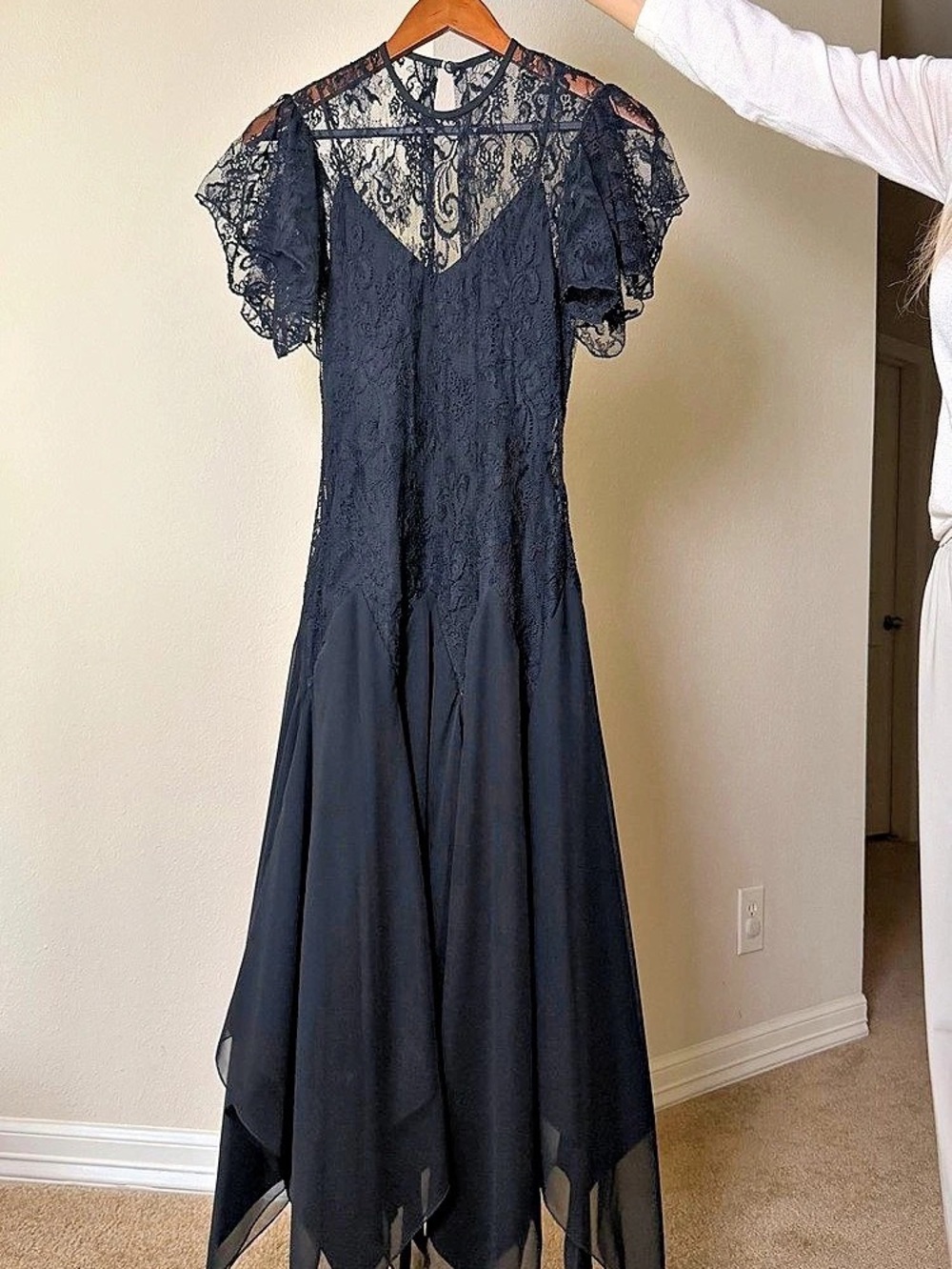 Black Lace Maxi Dress Like New